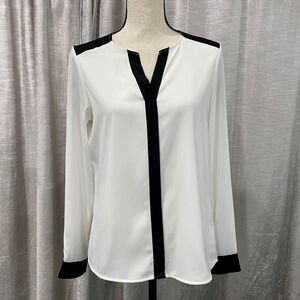 🌟 CALVIN KLEIN White Blouse W/ Black Accents